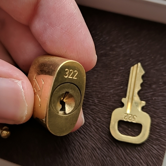 ⭐#322 Louis Vuitton padlock and key vintage - Picture 4 of 4